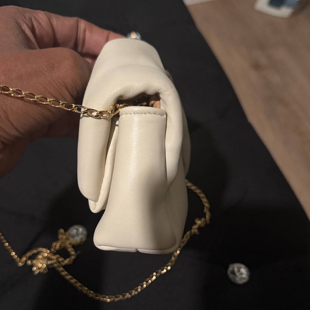 JW Anderson Ivory Bow Clutch with Gold Chain - Picture 7 of 15